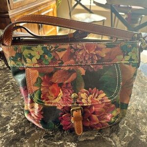 Patricia Nash floral leather handbag, like new with authentic card and dust bag
